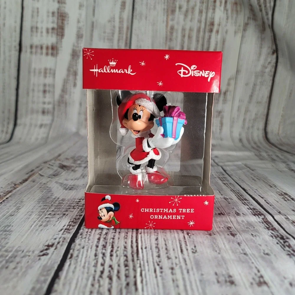 Hallmark Disney Mickey Mouse Christmas‎ Tree Ornament 1HCM9924